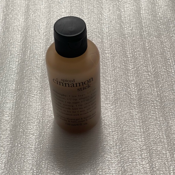 Philosophy Spiced Cinnamon Stick 3-in-1 Shampoo, Shower Gel & Bubble Bath - Picture 13 of 13